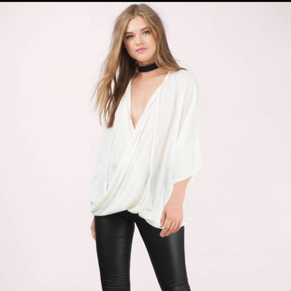 Aves ecru blouse